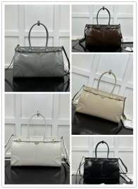Picture of Prada Handbags _SKUfw208370112fw